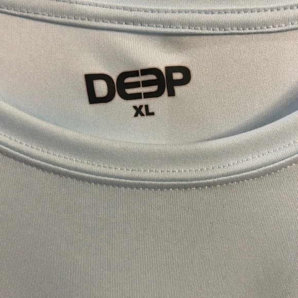 Men’s Deep sunshirt | size XL - Picture 3 of 3